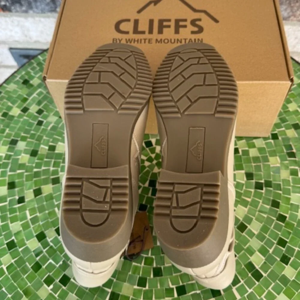 Cliffs by White Mountain Booties - Durbon LT TAUPE/SMOOTH 7 Wide
